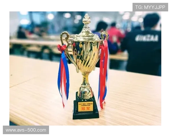 宁波慢投垒球赛绍兴理工学院队获优胜奖 宁波慢投垒球赛绍兴理工学院队获优胜奖