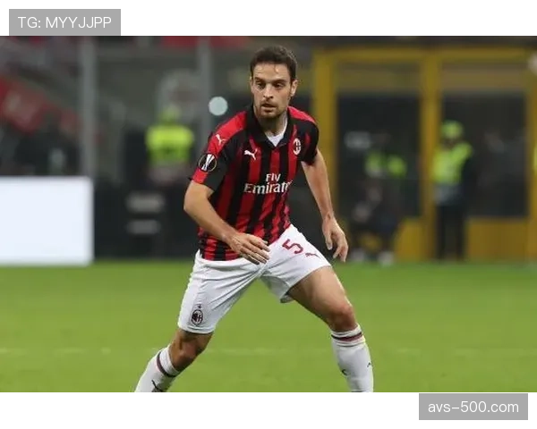 佛罗伦萨核心博纳文图拉恢复合练，球队前场压迫强度有望提升